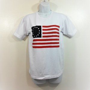 NWOT Bayside Betsey Ross Flag T-Shirt -Made in USA